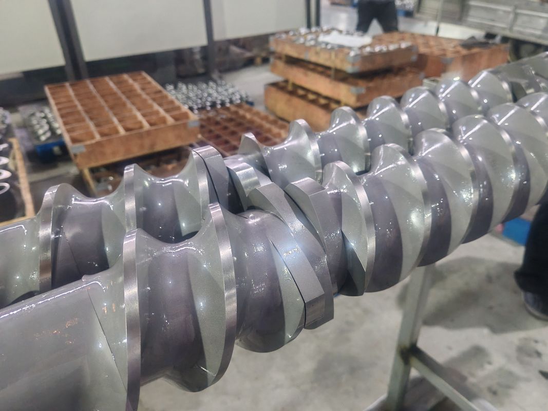 Segmenti vite e cilindro per estrusore a doppia vite Berstoff progettati con precisione per risultati superiori