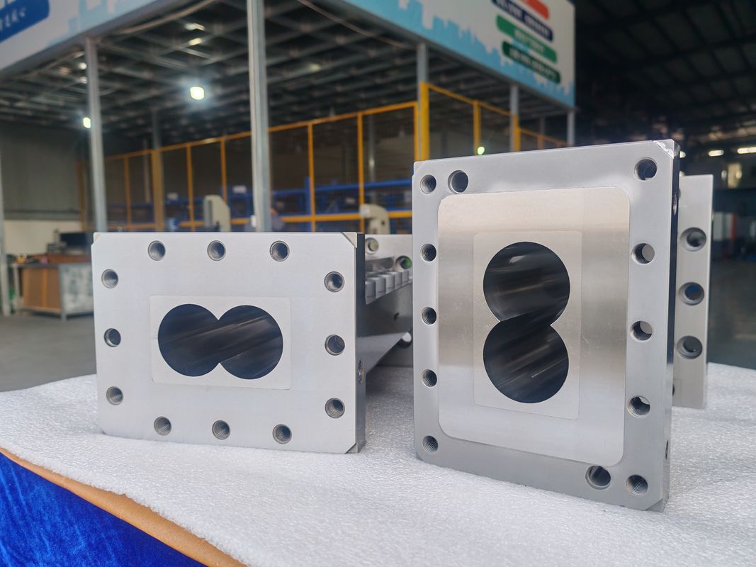 CTE personalizzati da 75 barili per macchina estrusore a doppia vite in linea di estrusione plastica