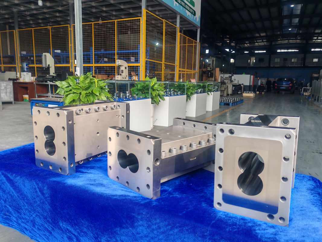 CTE personalizzati da 75 barili per macchina estrusore a doppia vite in linea di estrusione plastica