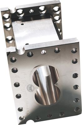 45 Cr12MOV Material Barrel for Coperion Zsk Series Twin Screw Extruder Migliora le prestazioni della tua macchina da puffing
