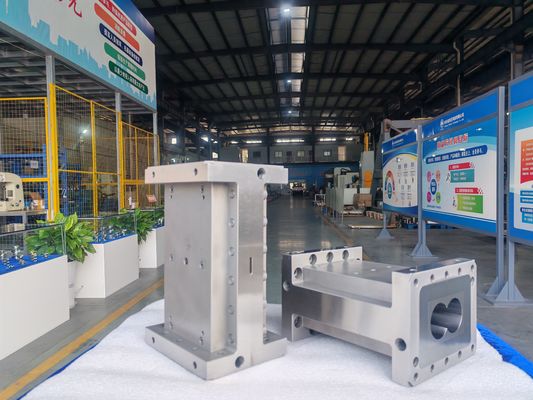 Disegno di elementi di vite speciali OEM per l'estruttore a vite gemelle JSW